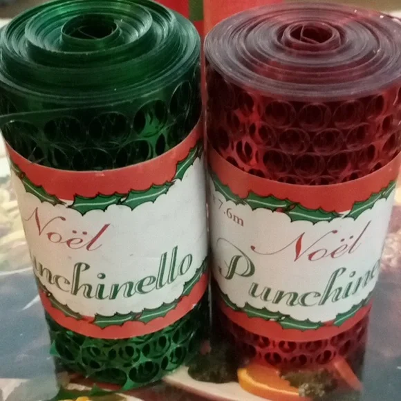 Bundle Of Assorted Ribbons - Picture 5 of 6